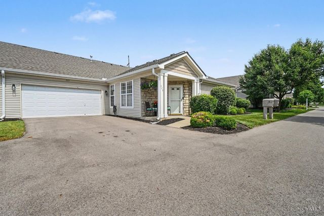 329 Bending Branch Lane, Miamisburg, OH 45342