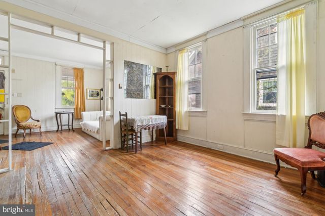 4305 MAINFIELD AVE, Baltimore, MD 21214
