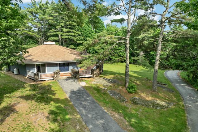 71 Winona Road, Meredith, NH 03253