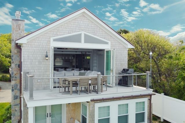 16 Pilgrim Way, Plymouth, MA 02360