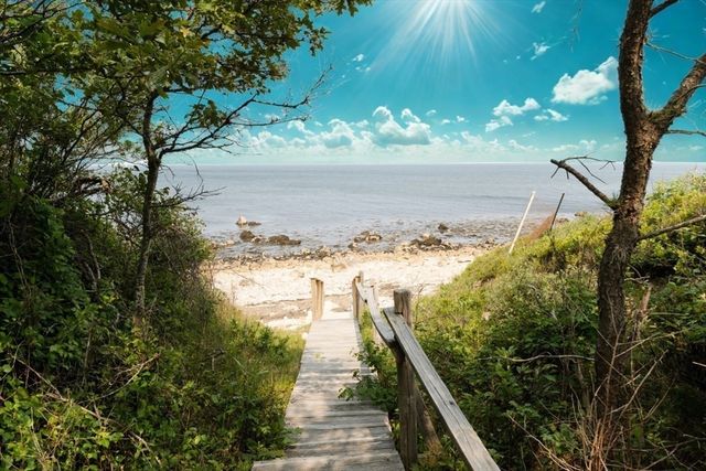 16 Pilgrim Way, Plymouth, MA 02360