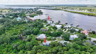 1013 SE Kitching Cove Lane, Port St Lucie, FL 34952
