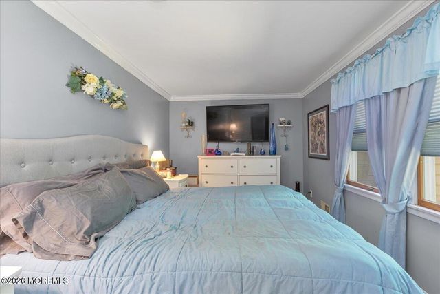 228 Red Hill Road, Middletown, NJ 07748