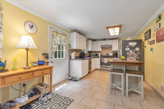 228 Red Hill Road, Middletown, NJ 07748