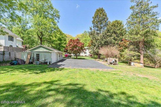228 Red Hill Road, Middletown, NJ 07748