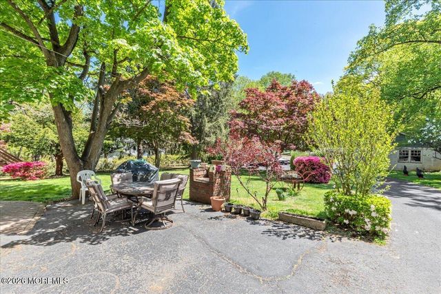 228 Red Hill Road, Middletown, NJ 07748