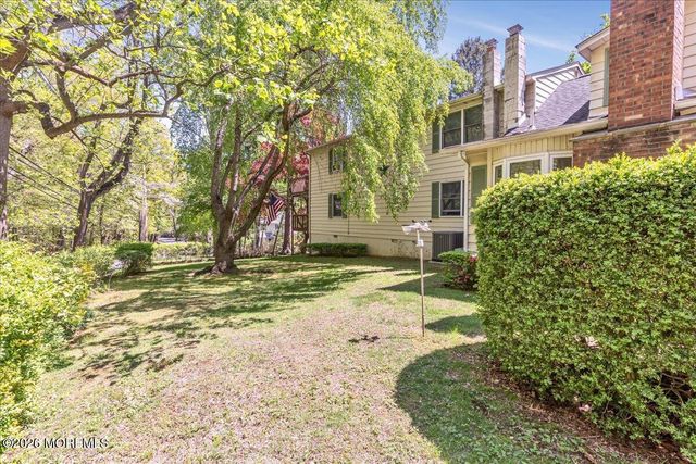 228 Red Hill Road, Middletown, NJ 07748