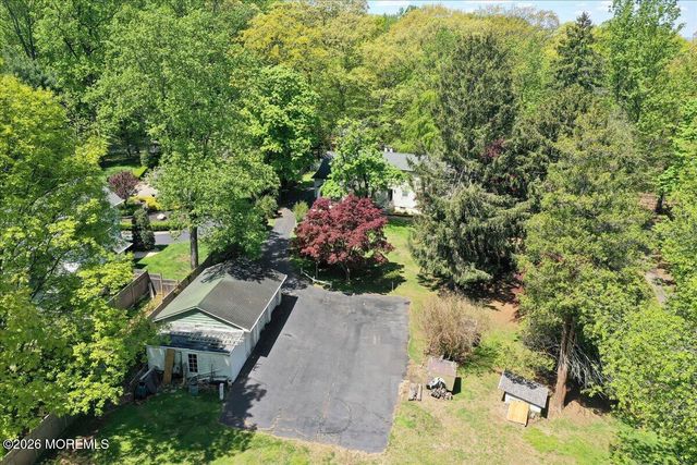 228 Red Hill Road, Middletown, NJ 07748
