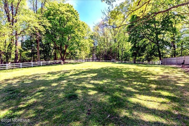 228 Red Hill Road, Middletown, NJ 07748