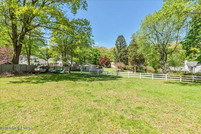 228 Red Hill Road, Middletown, NJ 07748