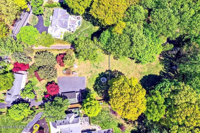 228 Red Hill Road, Middletown, NJ 07748
