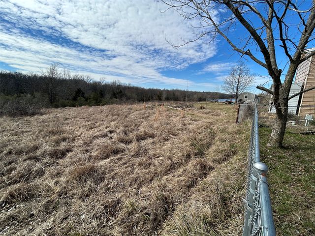 423 Waterfront Row, Quitman, TX 75783