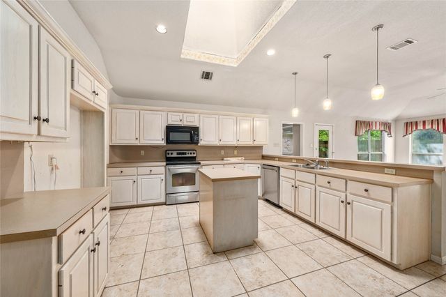 3133 Chimney Hill Drive, Waco, TX 76708