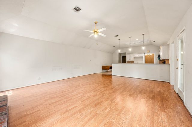 3133 Chimney Hill Drive, Waco, TX 76708