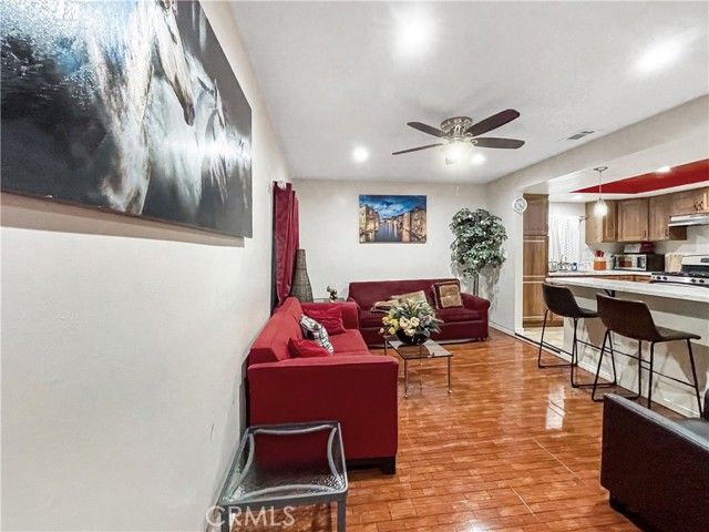 4084 W 137th B, Hawthorne, CA 90250