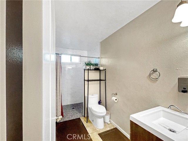 4084 W 137th B, Hawthorne, CA 90250