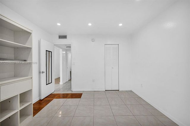 13101 Memorial Highway 104, North Miami, FL 33161