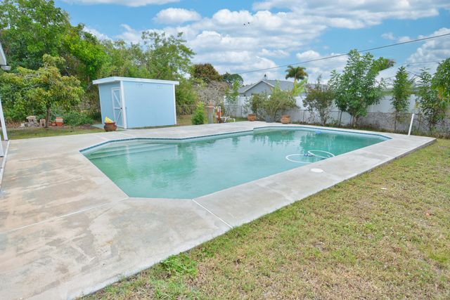 420 SE Streamlet Avenue, Port St. Lucie, Port St Lucie, FL 34983