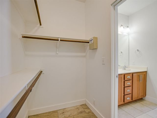 7420 Easy Wind DR, Austin, TX 78757