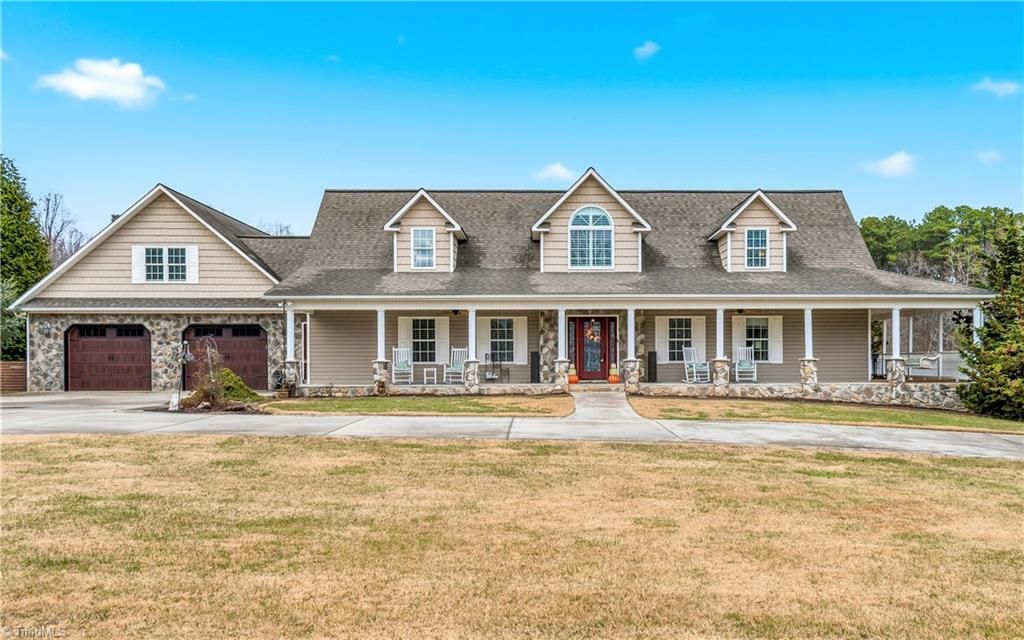 5971 Holder Road, Clemmons, NC 27012