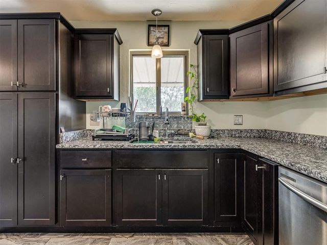 15818 Nelson Road, Norman, OK 73026