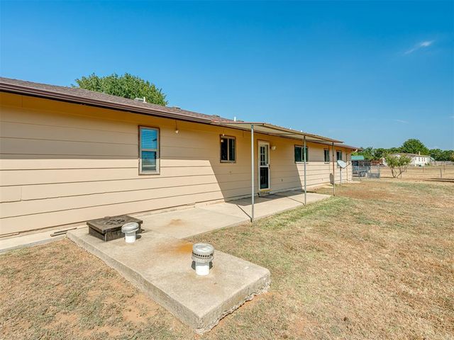 15818 Nelson Road, Norman, OK 73026