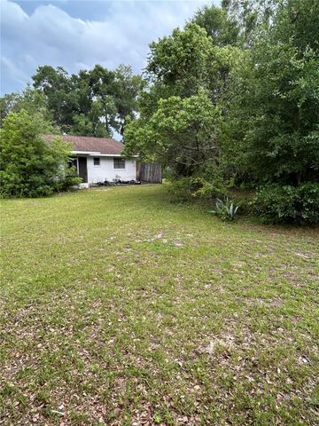 305 VIOLETWOOD ROAD, Deland, FL 32720