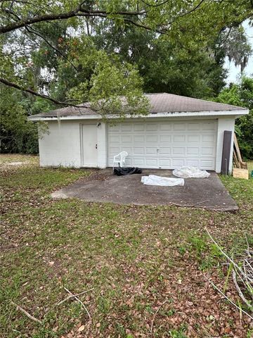 305 VIOLETWOOD ROAD, Deland, FL 32720