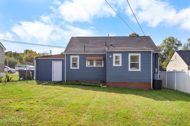 2321 Coker Ave, Knoxville, TN 37917