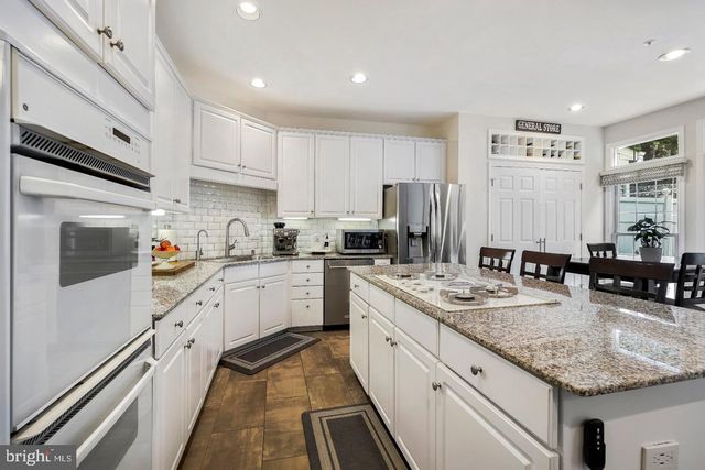 11405 CEDAR RIDGE DR, Potomac, MD 20854