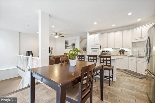 11405 CEDAR RIDGE DR, Potomac, MD 20854