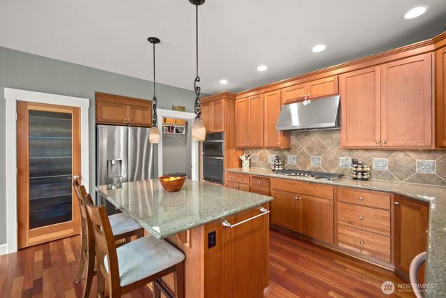 6602 93rd Street Ct NW, Gig Harbor, WA 98332
