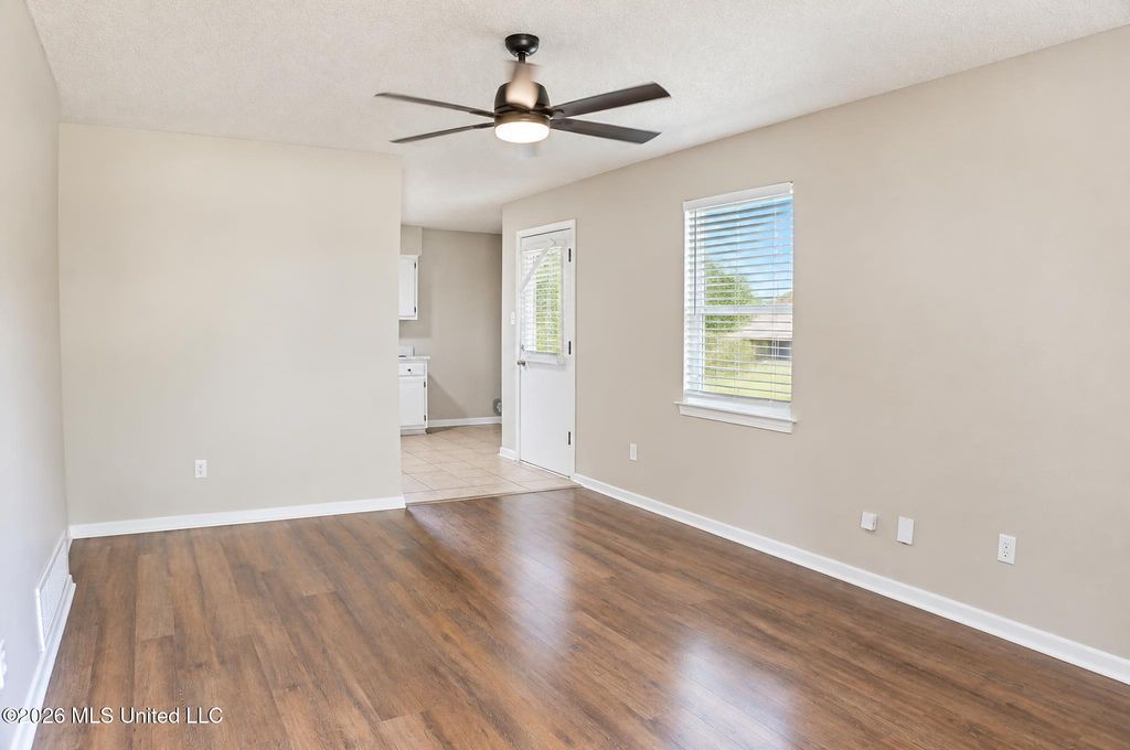6460 Yorkshire Road, Horn Lake, MS 38637 — photo 4