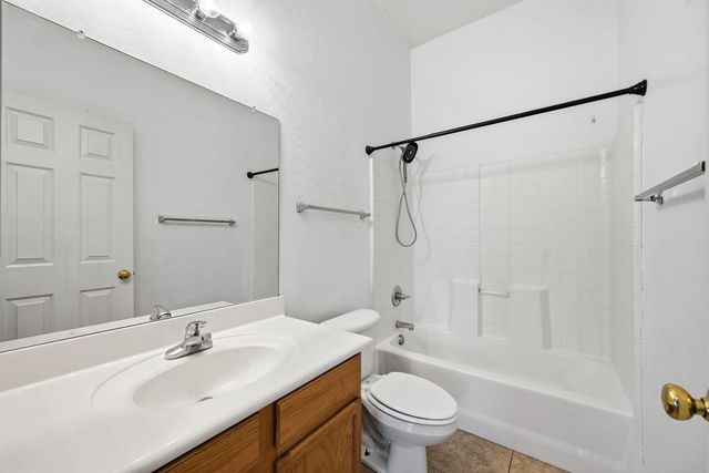 906 E Sheffield Avenue, Chandler, AZ 85225