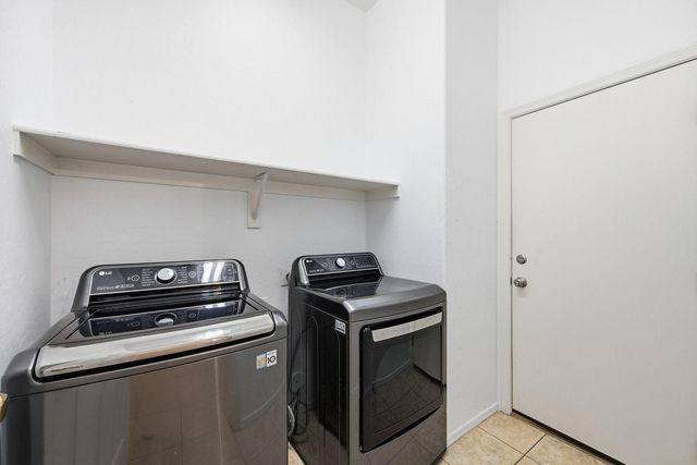 906 E Sheffield Avenue, Chandler, AZ 85225