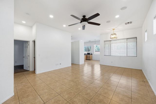 906 E Sheffield Avenue, Chandler, AZ 85225