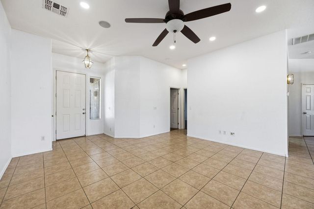 906 E Sheffield Avenue, Chandler, AZ 85225