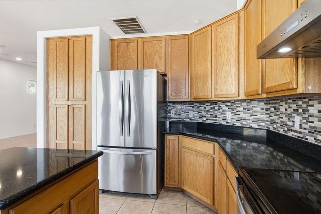 906 E Sheffield Avenue, Chandler, AZ 85225