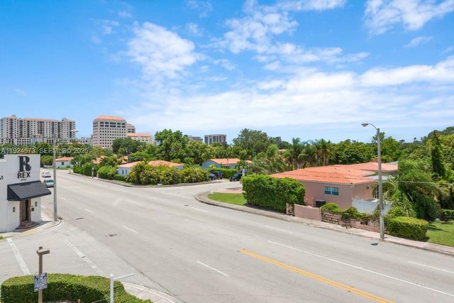 411 SW 37th Ave 2B, Miami, FL 33135