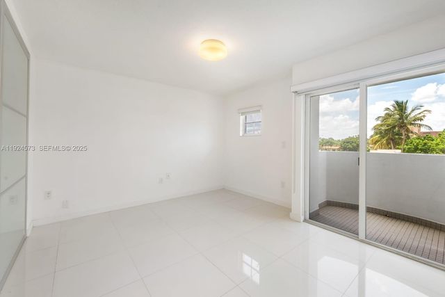 411 SW 37th Ave 2B, Miami, FL 33135