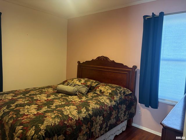 2135 W HARPER Terrace, Peoria, IL 61604