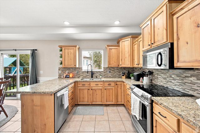 4076 W SHINNECOCK ST, Cedar Hills, UT 84062