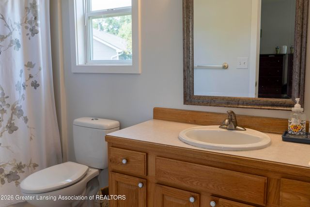 1645 Gander Hill Drive, Holt, MI 48842