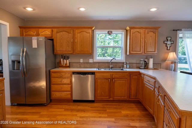 1645 Gander Hill Drive, Holt, MI 48842