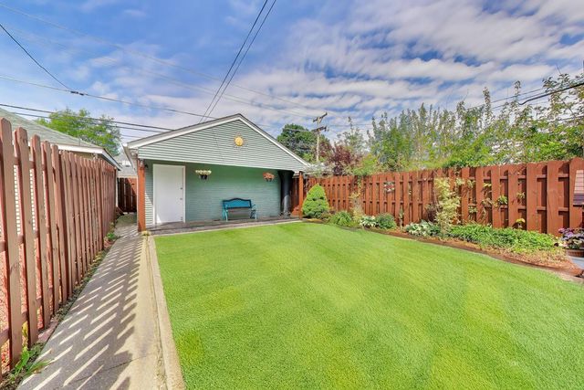 1005 Hannah Avenue, Forest Park, IL 60130