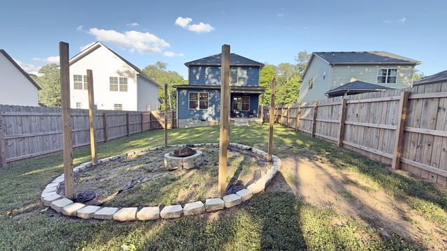 414B Oak St, Clarksville, TN 37042