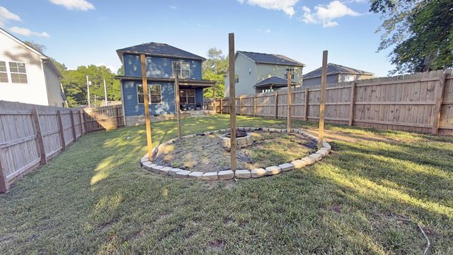 414B Oak St, Clarksville, TN 37042