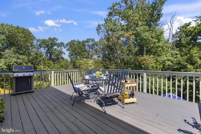 160 JOAN DR, Collegeville, PA 19426