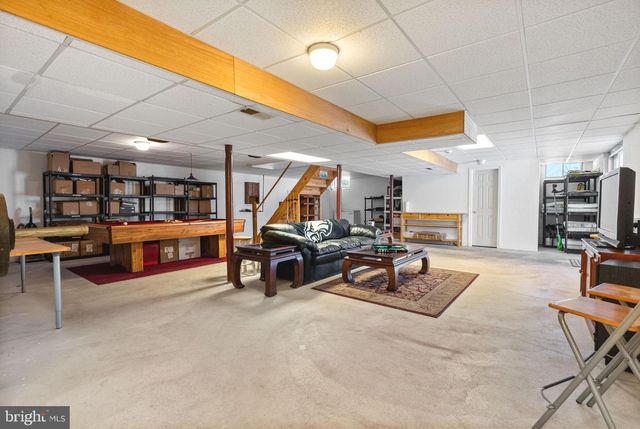 160 JOAN DR, Collegeville, PA 19426