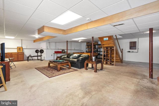 160 JOAN DR, Collegeville, PA 19426